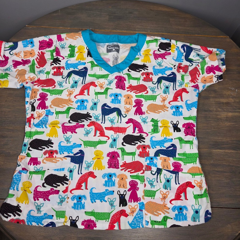 Butter-Soft Women's L Scrub Top Playful Paws Dog Print V-Neck 2 Pocket White